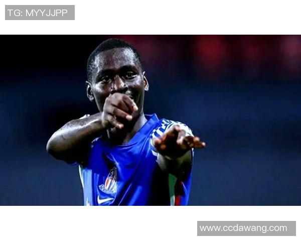 最新足球球星精彩视频集锦 盘点当红球员惊艳表现与赛场瞬间