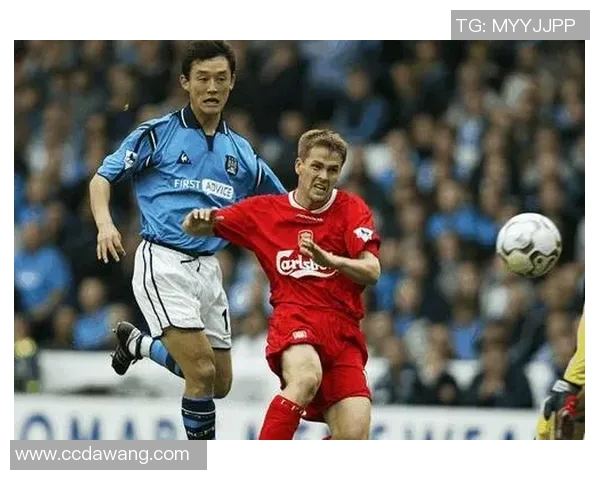 足球场上的6号传奇人物：最帅的六位球星带你重温经典瞬间